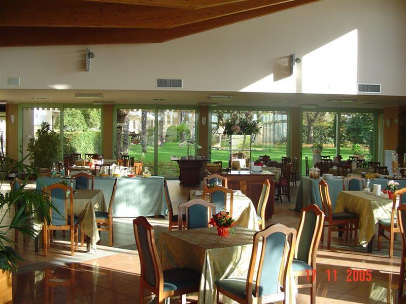 Ariotto Village Terruggia Bagian luar foto