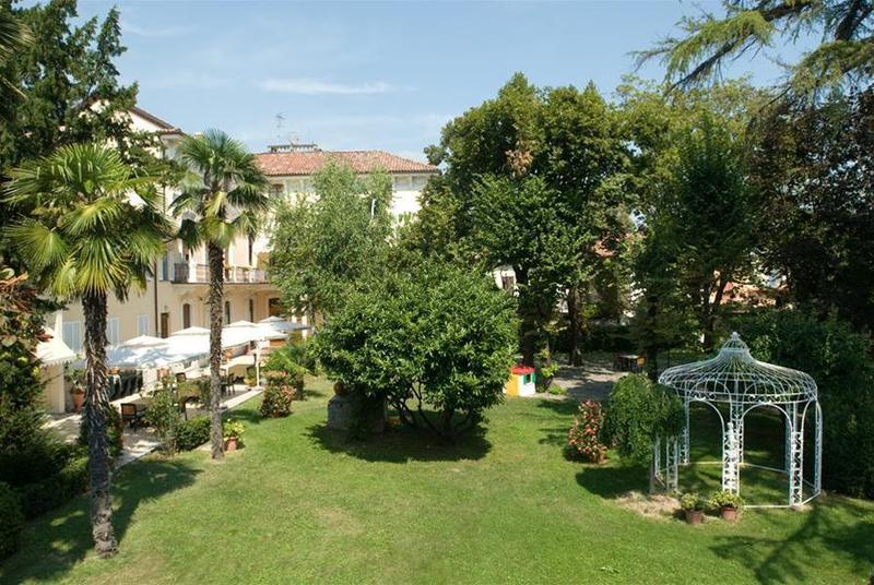 Ariotto Village Terruggia Bagian luar foto