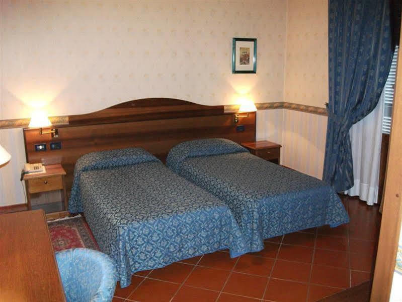 Ariotto Village Terruggia Bagian luar foto