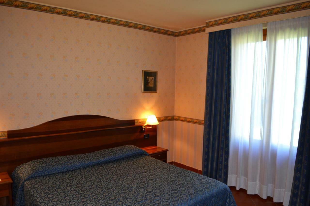 Ariotto Village Terruggia Bagian luar foto