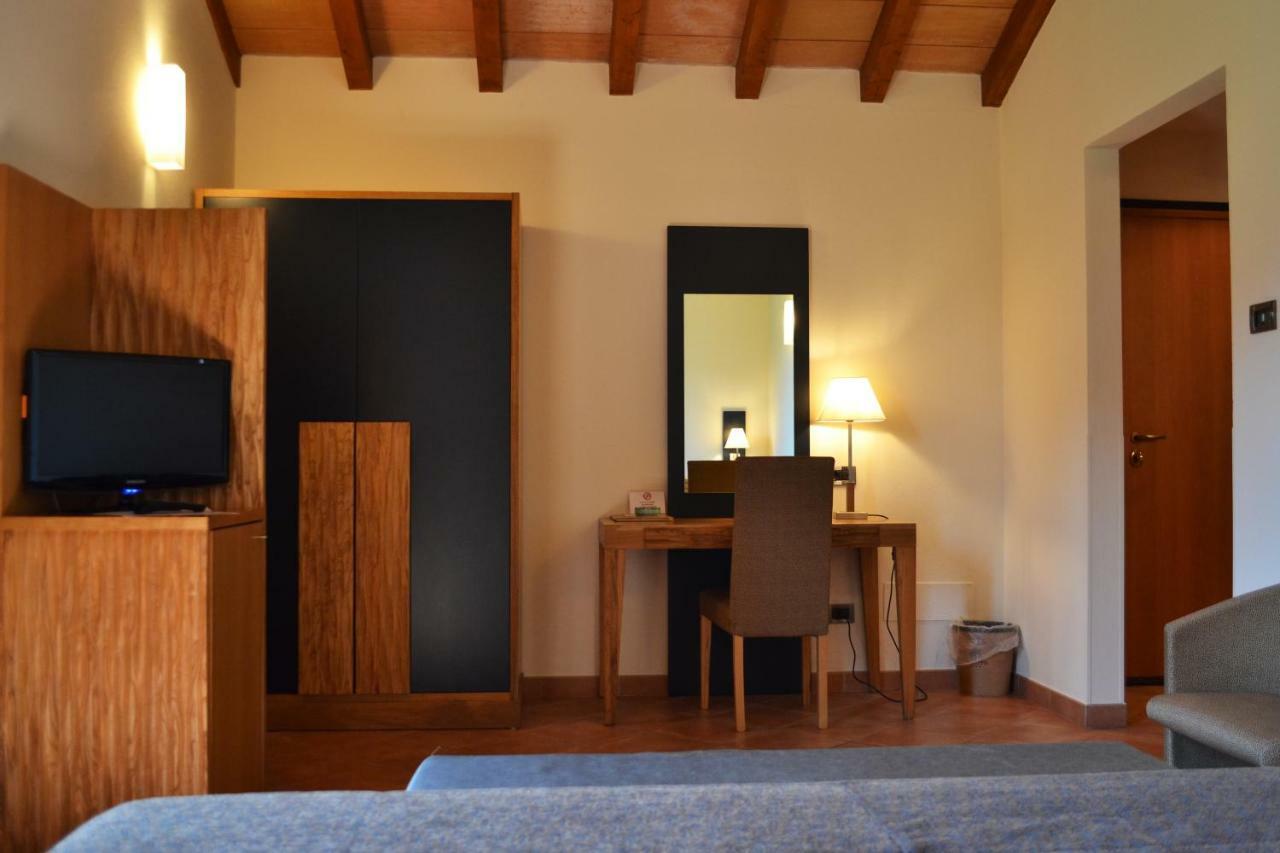 Ariotto Village Terruggia Bagian luar foto