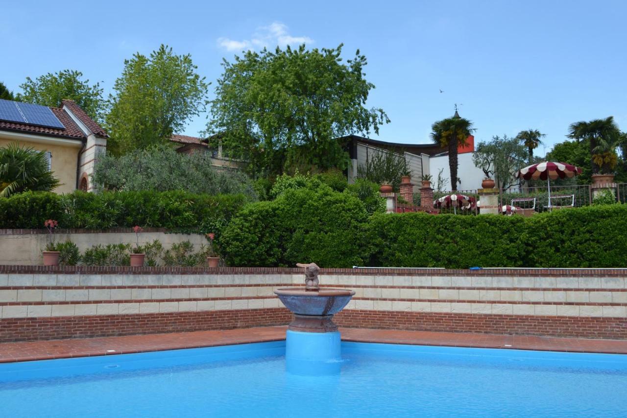 Ariotto Village Terruggia Bagian luar foto